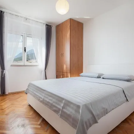 Apartment Sea View
